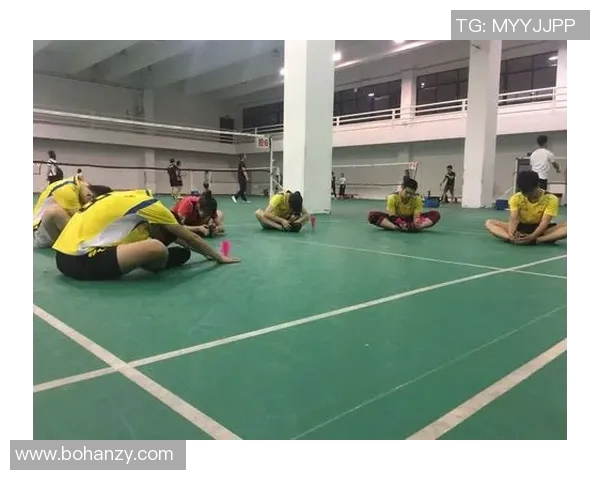 成都羽毛球队逆袭之路：从困境到辉煌的精彩解读与启示