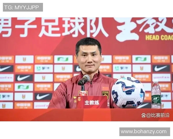 中国华裔足球明星的崛起与成就榜单解析与回顾