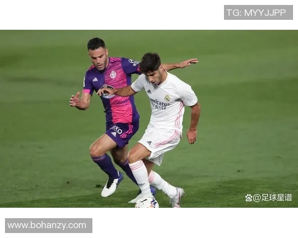 会铲腿的足球明星们如何在绿茵场上展现激情与技巧的完美结合